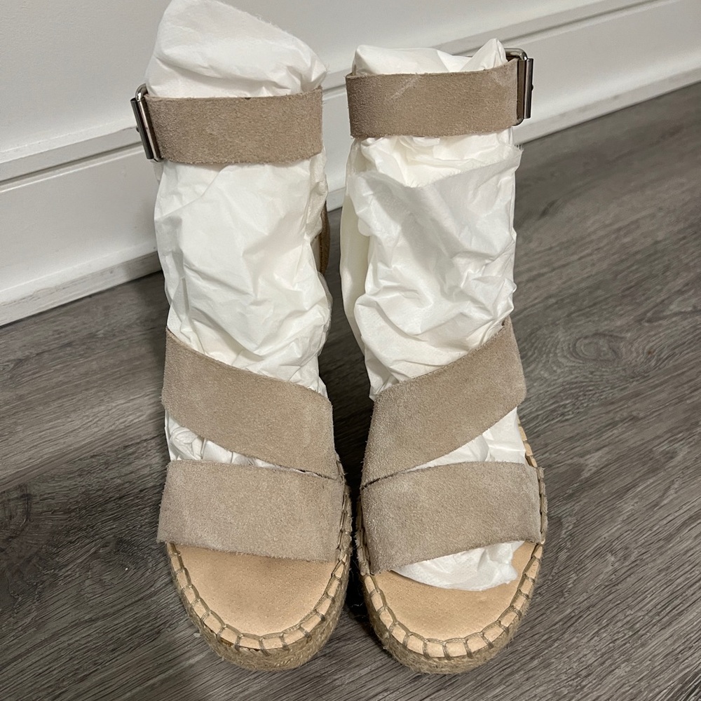 Dolce Vita espadrilles